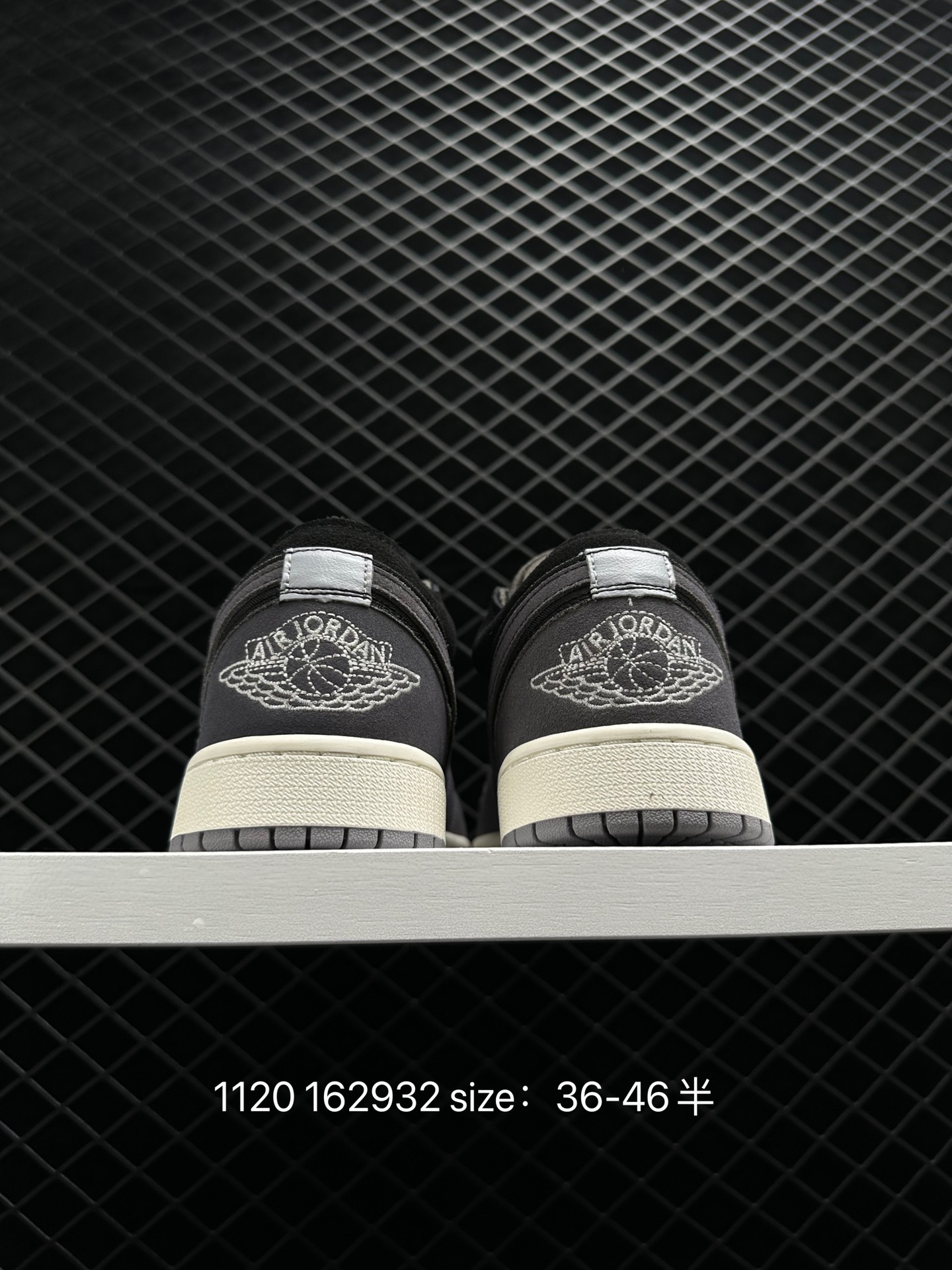 Air Jordan 1 Low AJ1